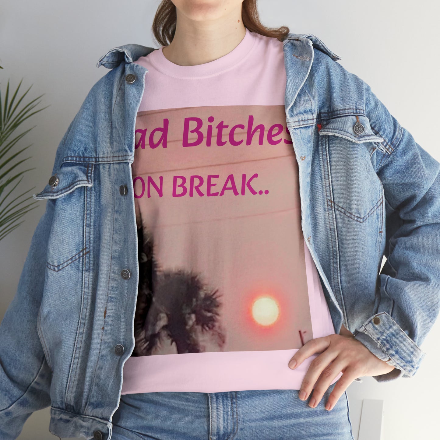 Vacay Tee 🔥
